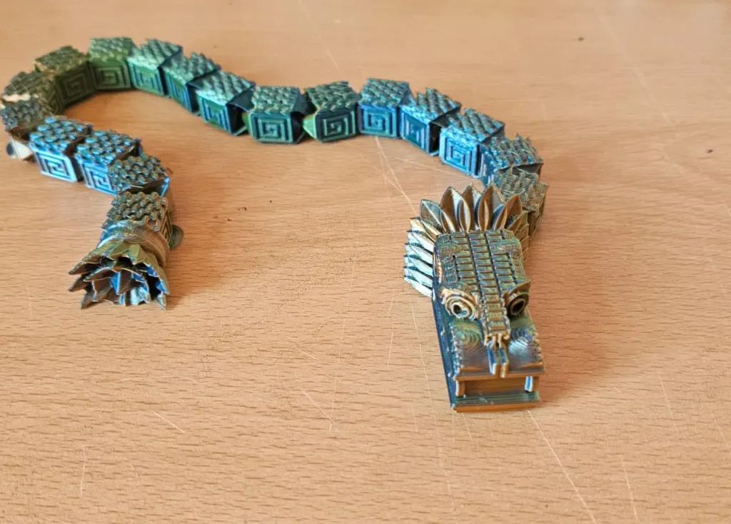 [KL-QUE-001] Quetzalcoatl Grande Flex